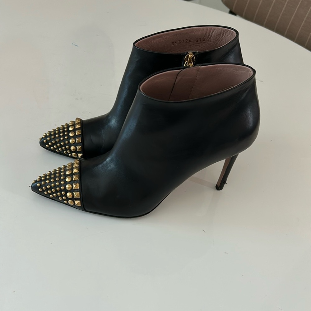 AUTH GUCCI Black Leather Studded Coline Booties Size 37.5